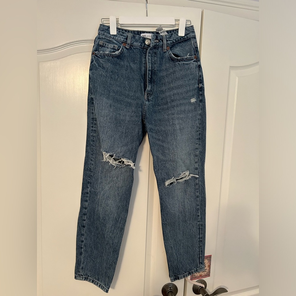 Zara straight leg jeans LIKE NEW